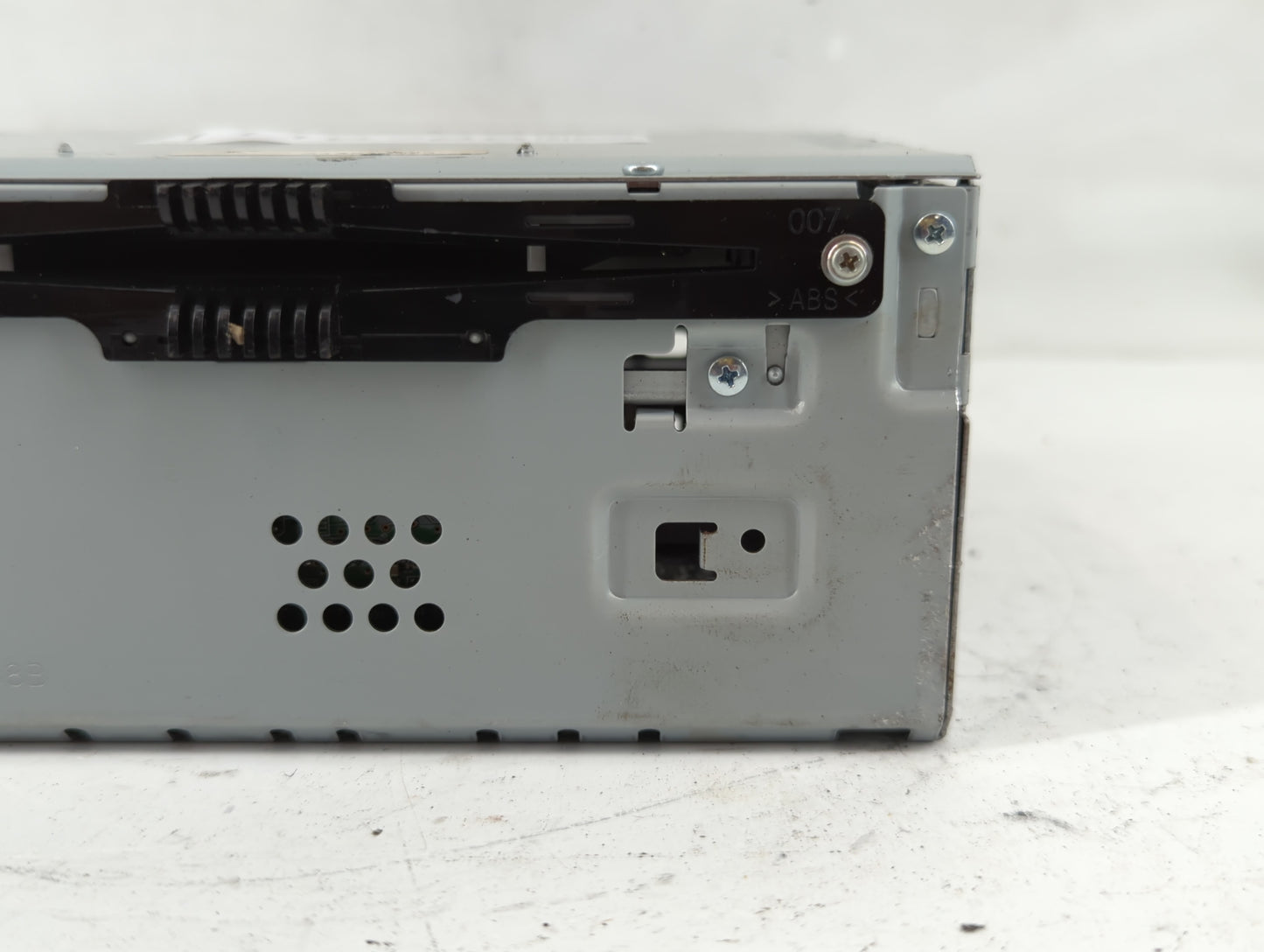 2017-2019 Lincoln Mkc Radio AM FM Cd Player Receiver Replacement P/N:CQ-CJ56N14MD Fits Fits 2017 2018 2019 OEM Used Auto Par