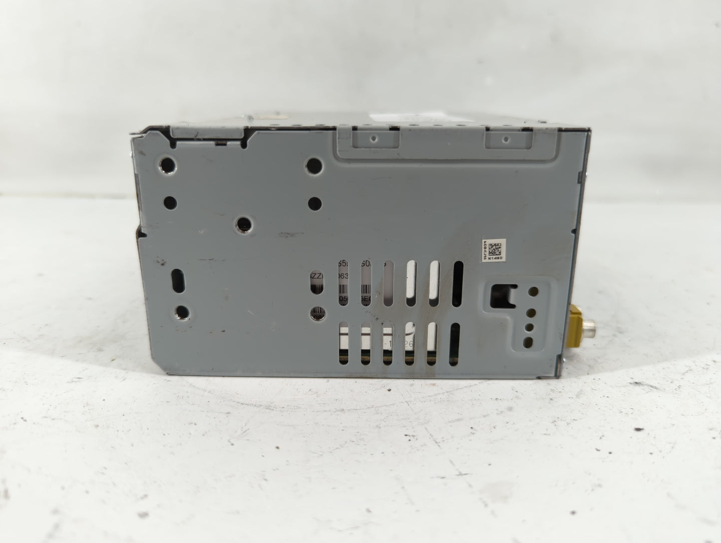 2017-2019 Lincoln Mkc Radio AM FM Cd Player Receiver Replacement P/N:CQ-CJ56N14MD Fits Fits 2017 2018 2019 OEM Used Auto Par