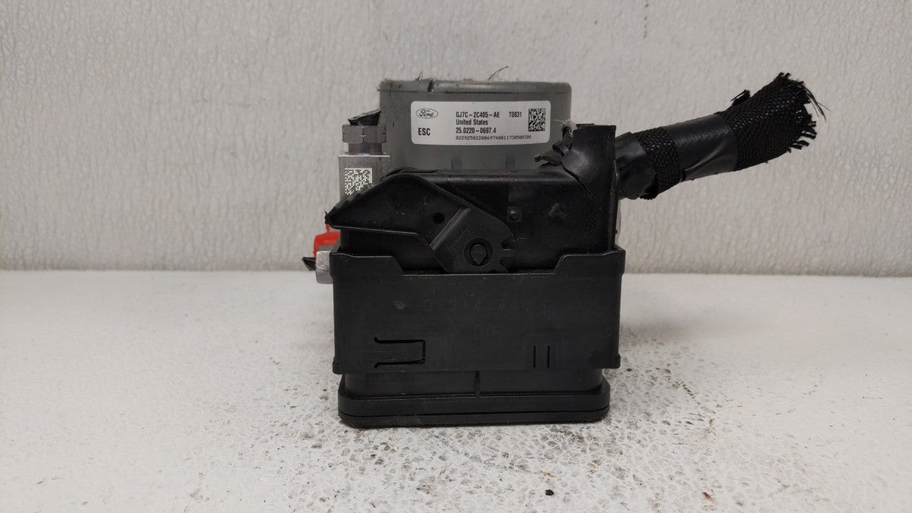 2017-2018 Lincoln Mkc ABS Pump Control Module Replacement Fits Fits 2017 2018 OEM Used Auto Parts - Oemusedautoparts1.com