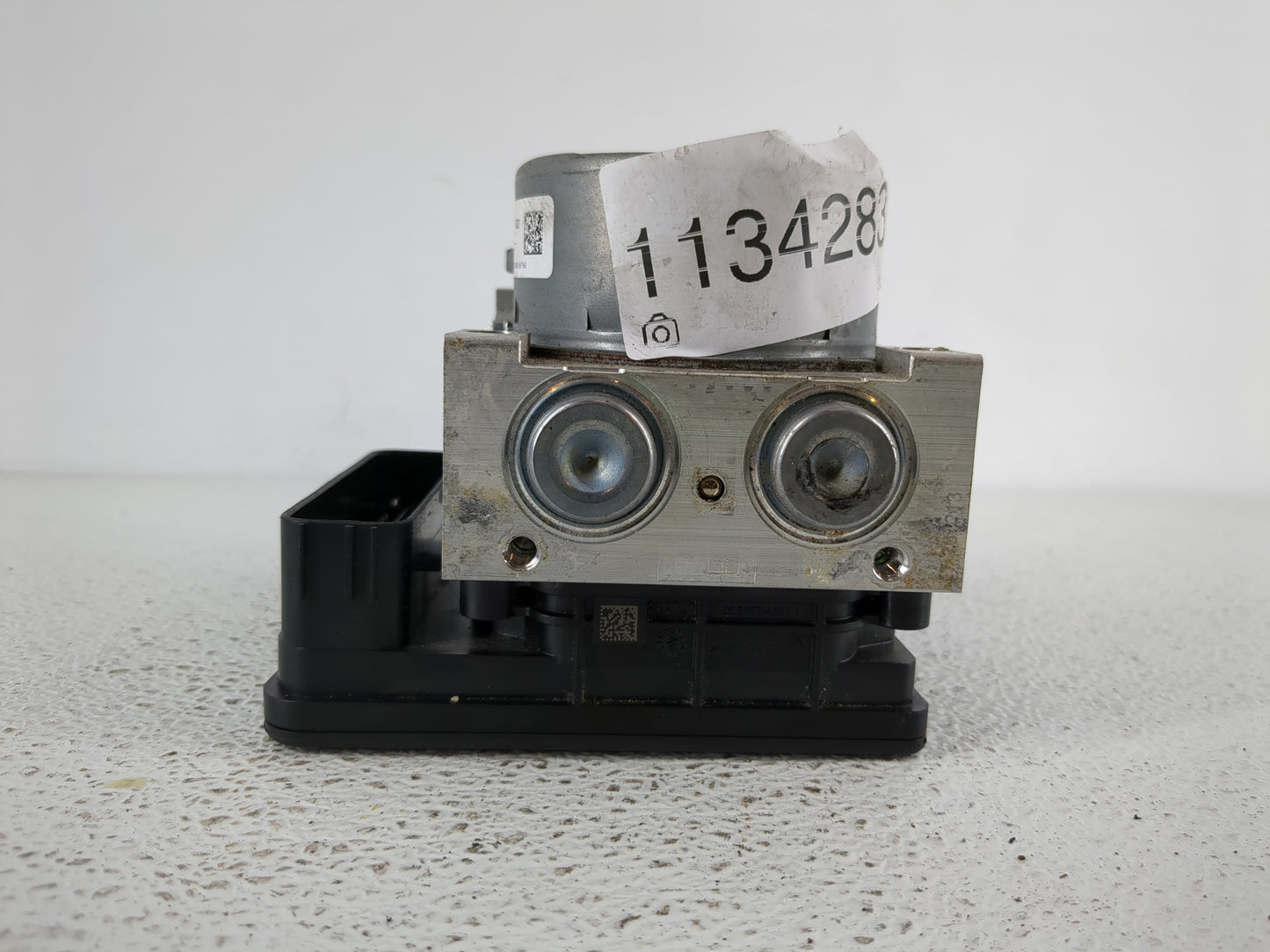 2017-2018 Lincoln Mkc ABS Pump Control Module Replacement P/N:GJ7C-2C405-AE Fits Fits 2017 2018 OEM Used Auto Parts - Oemuse
