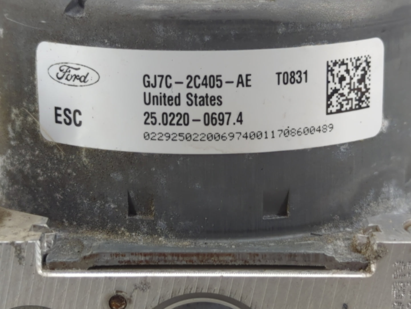 2017-2018 Lincoln Mkc ABS Pump Control Module Replacement P/N:GJ7C-2C405-AE Fits Fits 2017 2018 OEM Used Auto Parts - Oemuse