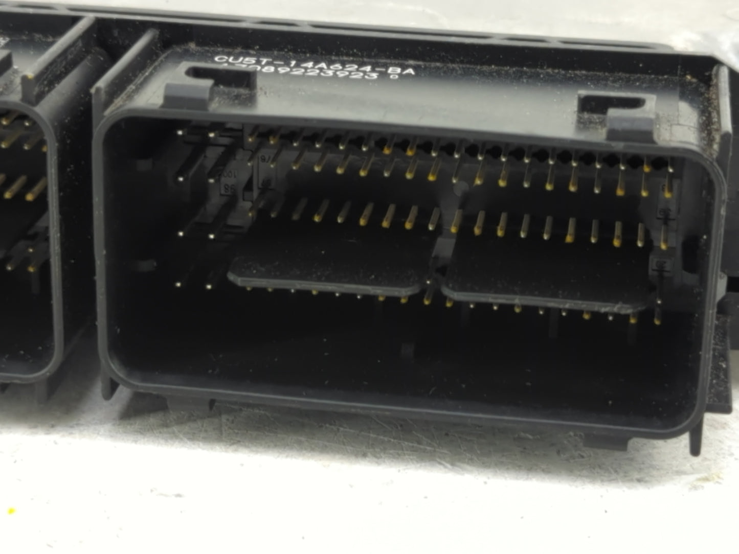 2017-2019 Lincoln Mkc PCM Engine Control Computer ECU ECM PCU OEM P/N:CU5T-14A624-BA Fits Fits 2017 2018 2019 2020 OEM Used 