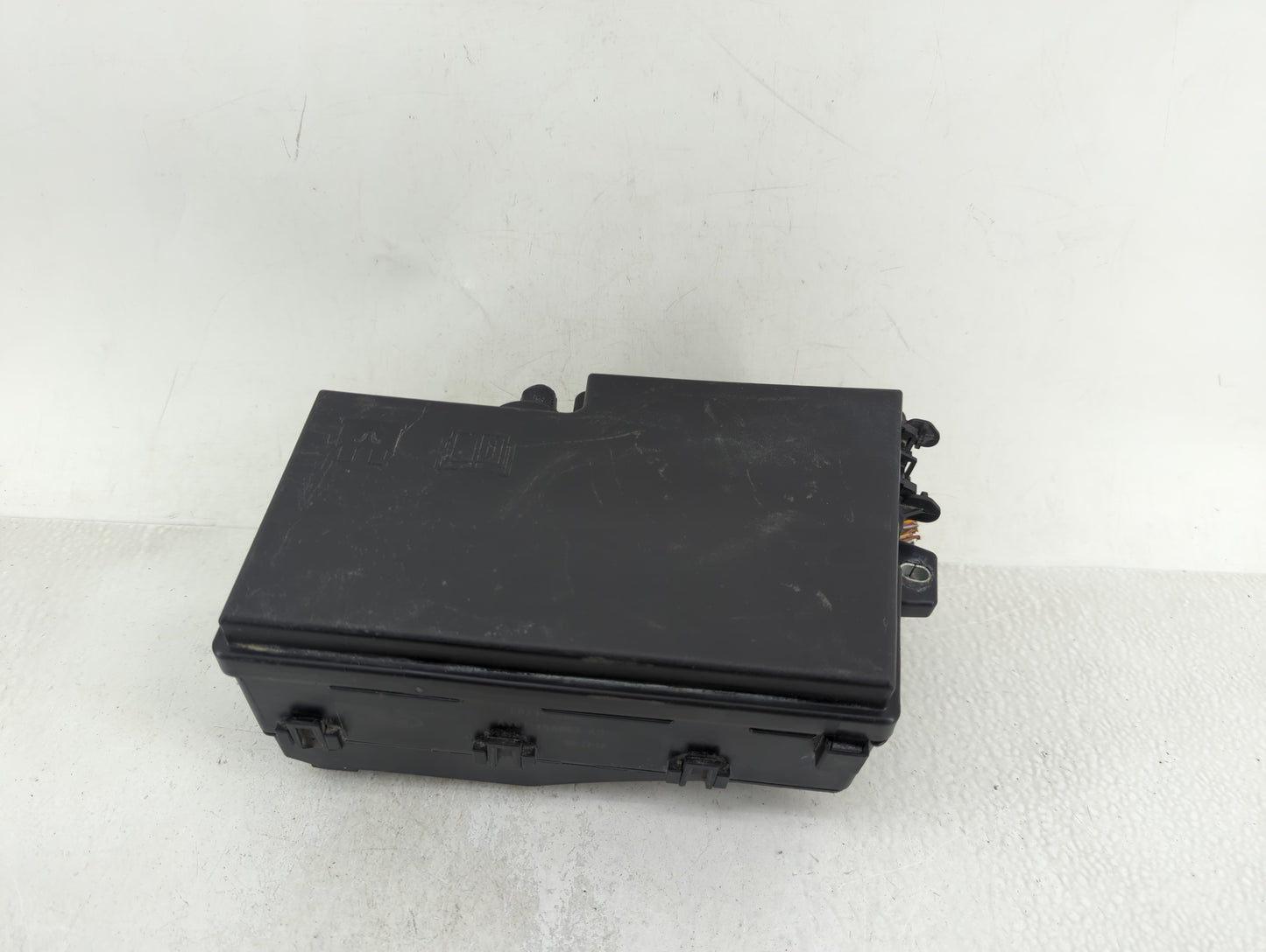 2018-2019 Lincoln Mkc Fusebox Fuse Box Panel Relay Module P/N:AV6T-14A067-AD Fits Fits 2018 2019 OEM Used Auto Parts - Oemus