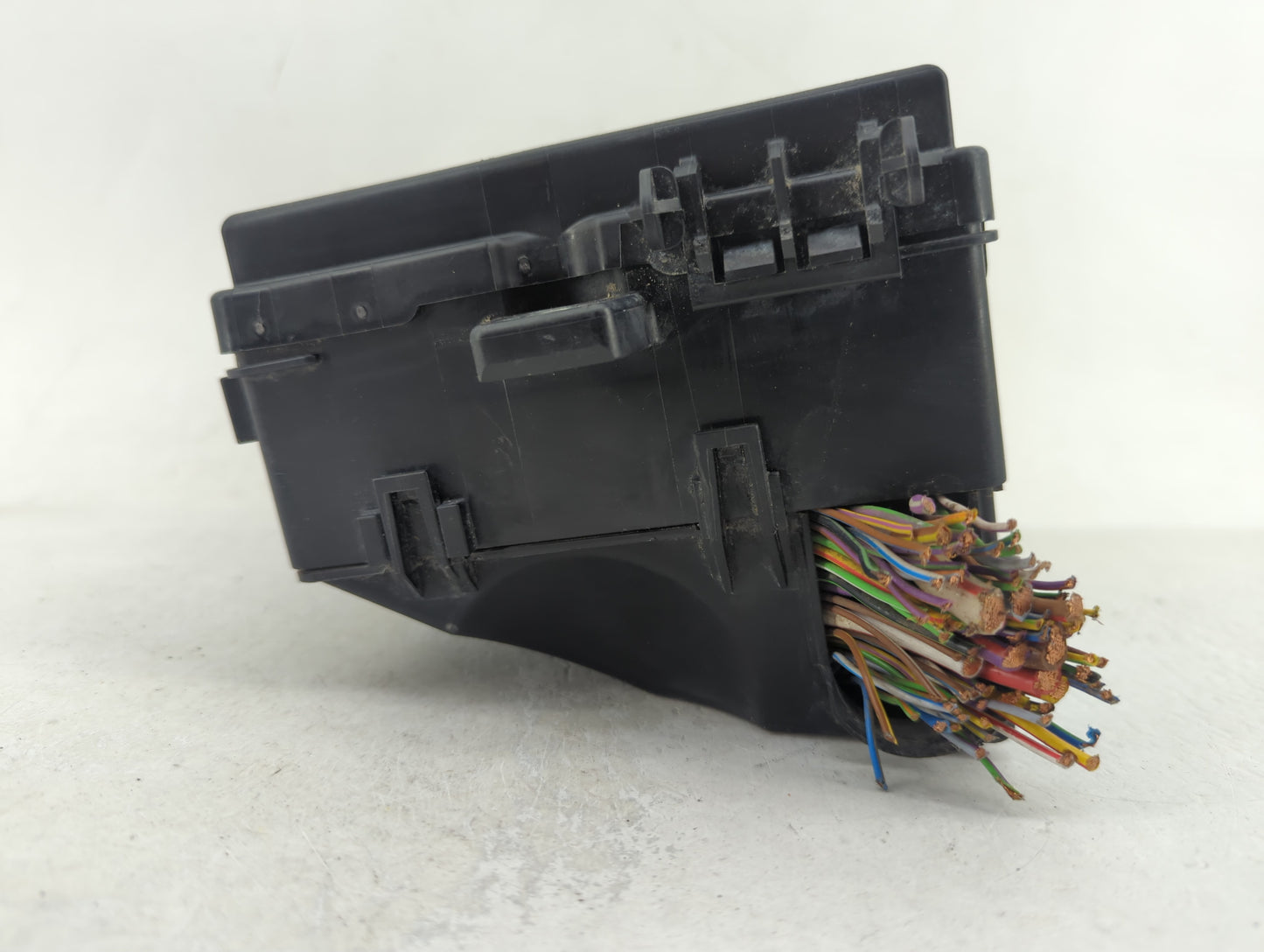 2018-2019 Lincoln Mkc Fusebox Fuse Box Panel Relay Module P/N:AV6T-14A067-AD Fits Fits 2018 2019 OEM Used Auto Parts - Oemus