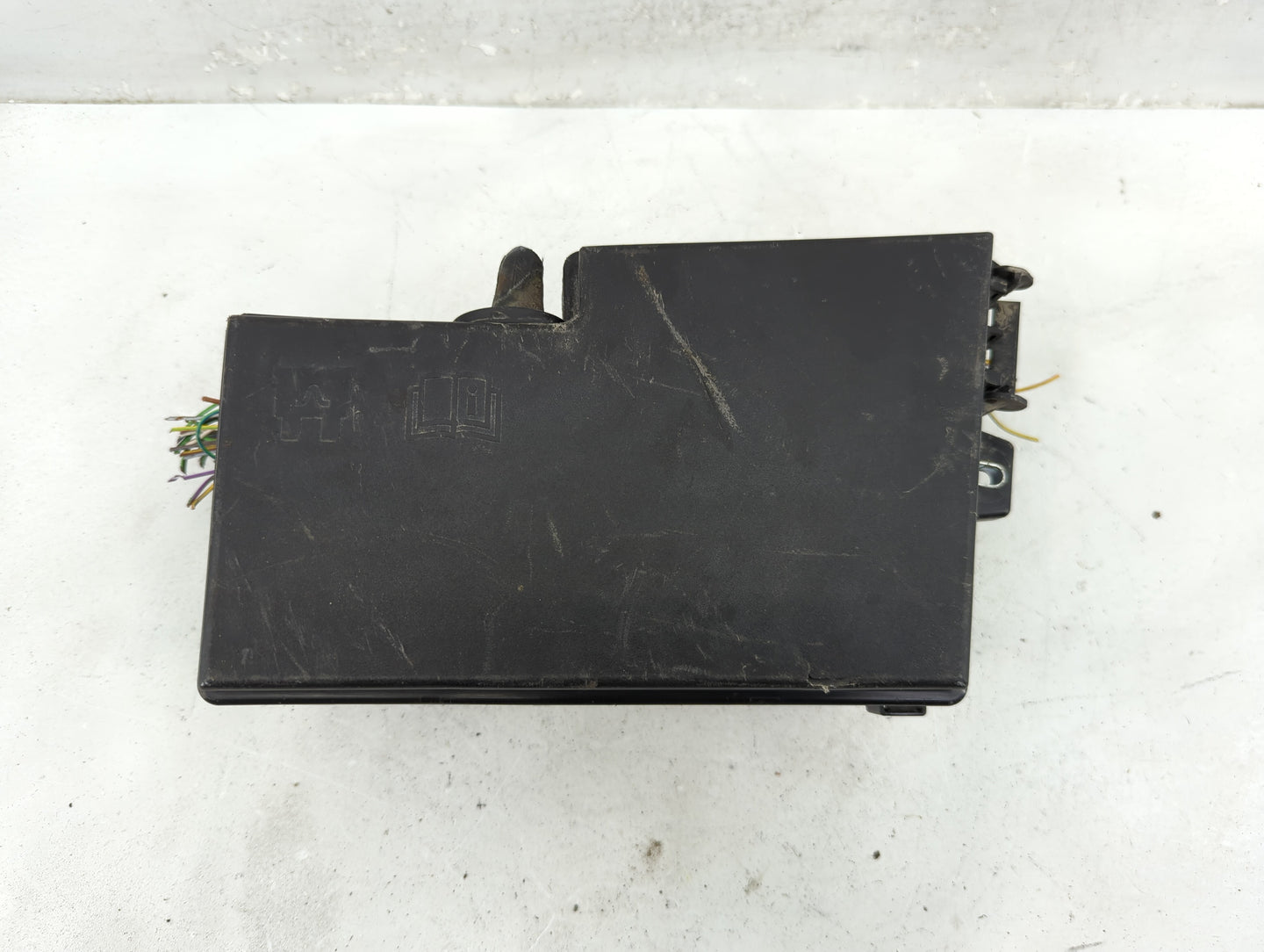 2018-2019 Lincoln Mkc Fusebox Fuse Box Panel Relay Module P/N:GJ7T-14A076-BA 19648 000 001, 21090 000 001 Fits Fits 2018 201