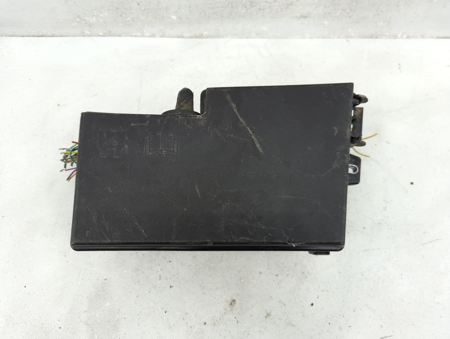 2018-2019 Lincoln Mkc Fusebox Fuse Box Panel Relay Module P/N:GJ7T-14A076-BA 19648 000 001, 21090 000 001 Fits Fits 2018 201