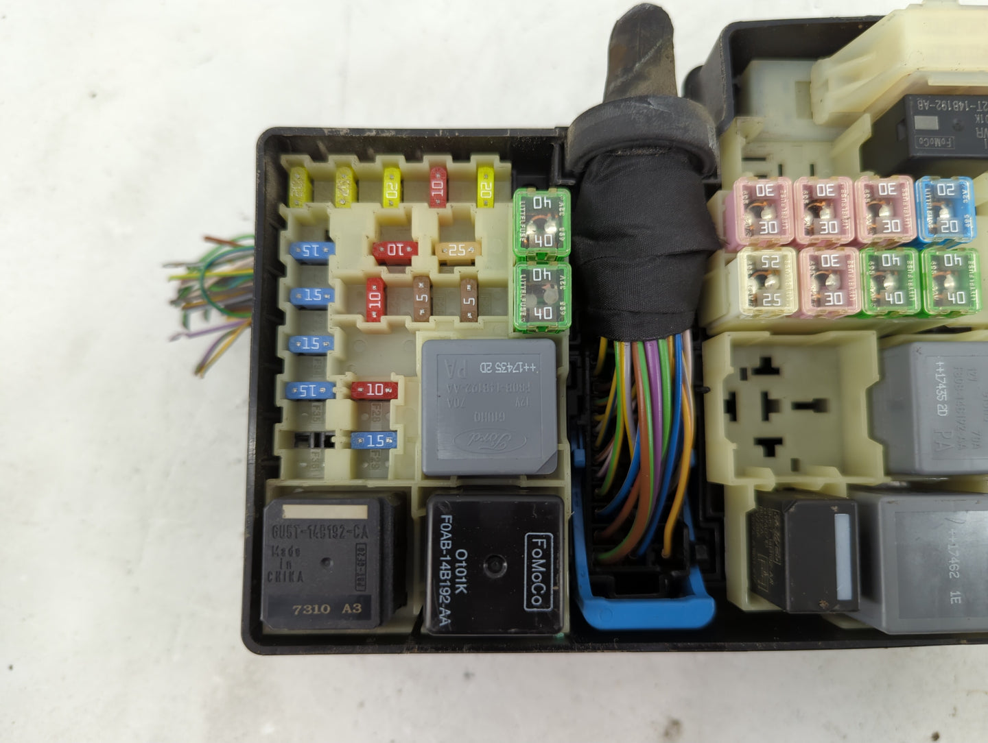 2018-2019 Lincoln Mkc Fusebox Fuse Box Panel Relay Module P/N:GJ7T-14A076-BA 19648 000 001, 21090 000 001 Fits Fits 2018 201