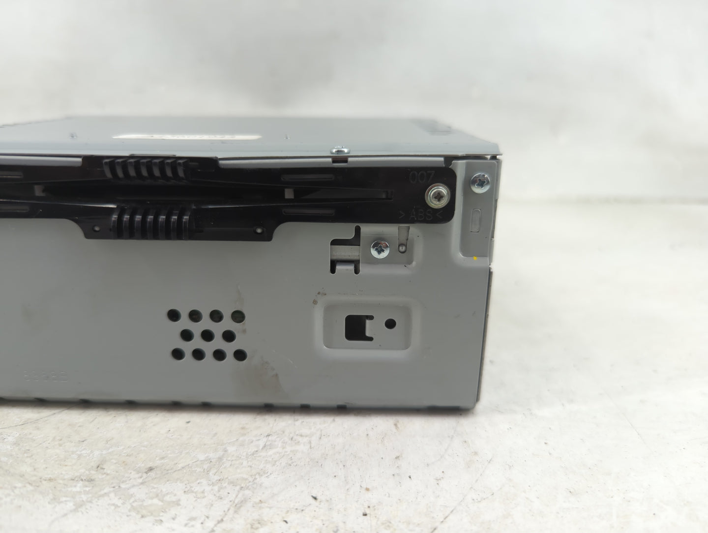 2017-2019 Lincoln Mkc Radio Speaker Amplifier - Oemusedautoparts1.com