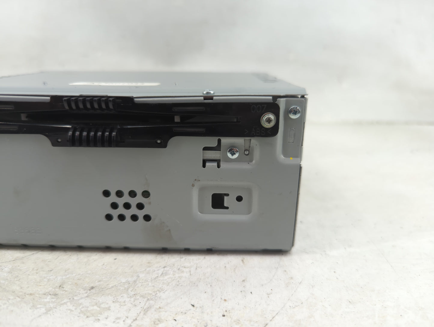 2017-2019 Lincoln Mkc Radio Speaker Amplifier - Oemusedautoparts1.com