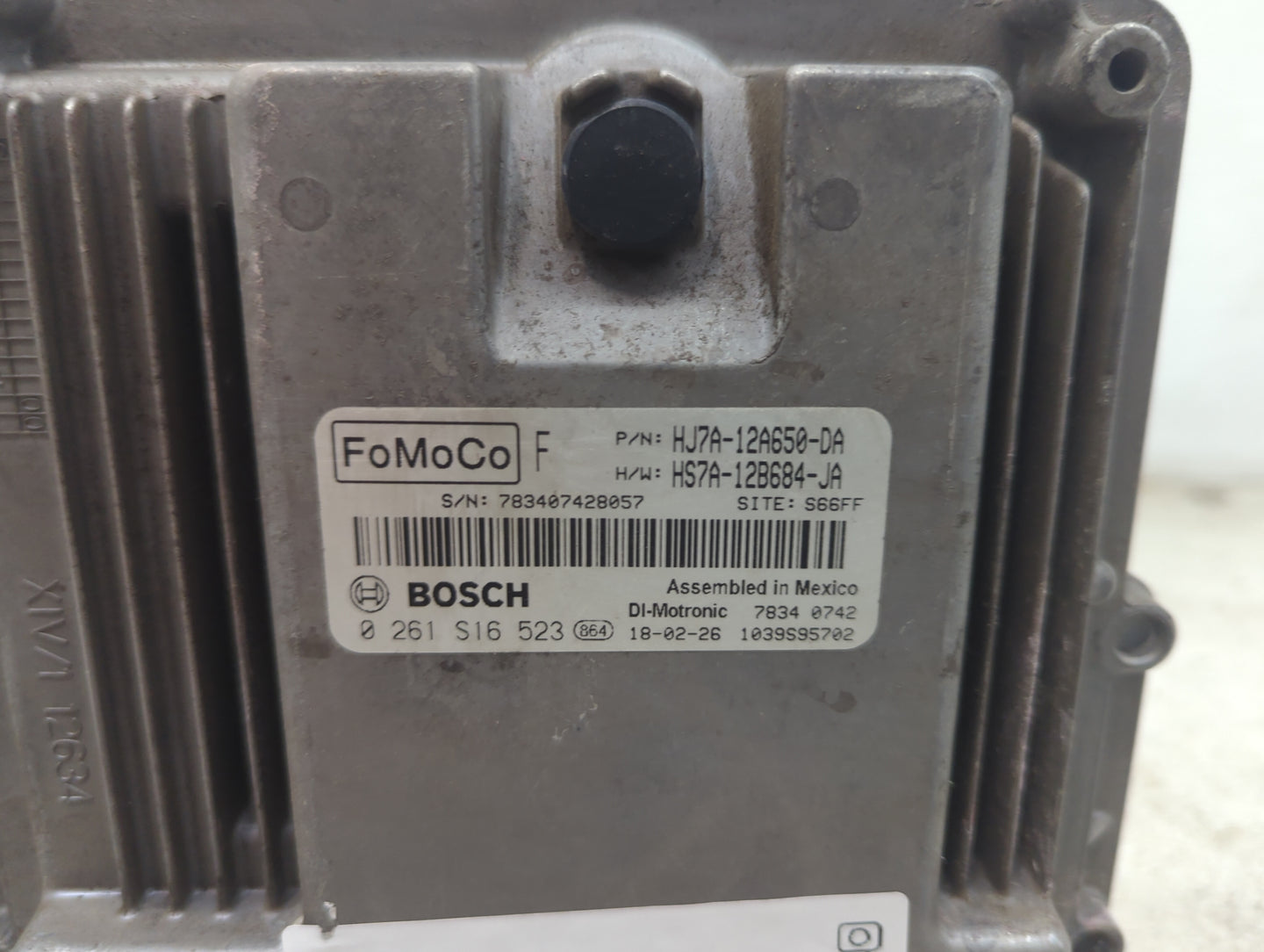 2017-2019 Lincoln Mkc PCM Engine Control Computer ECU ECM PCU OEM P/N:HJ7A-12A650-DA HS7A-12B684-JA Fits Fits 2017 2018 2019