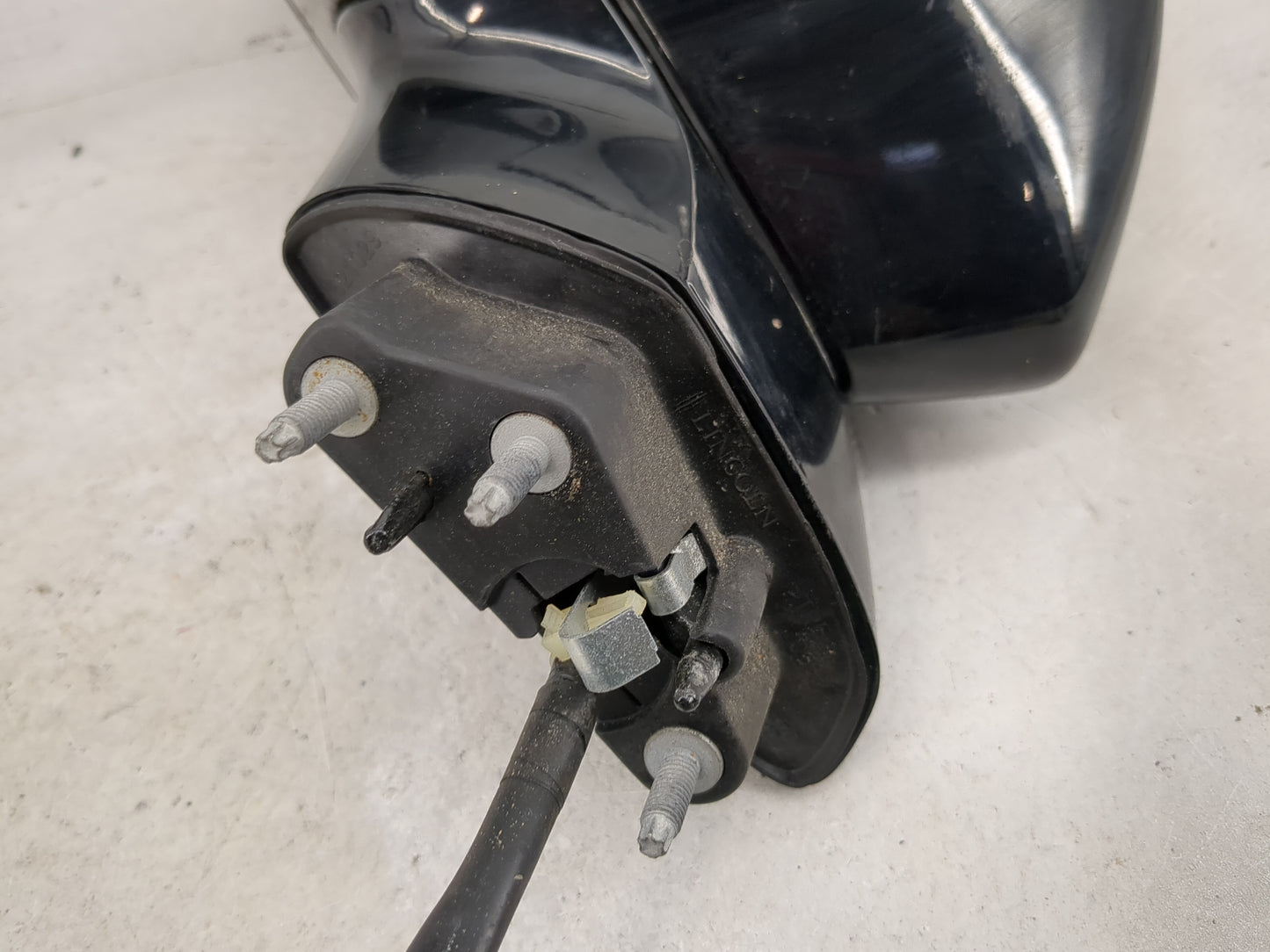 2016-2019 Lincoln Mkc Driver Side View Mirror - Left Door Mirror OEM Used - Oemusedautoparts1.com