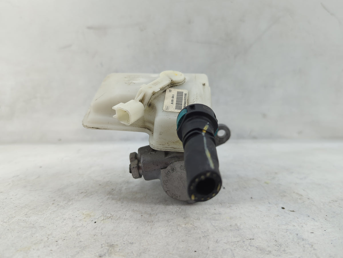 2015-2019 Lincoln Mkc Brake Master Cylinder 1498820 - Oemusedautoparts1.com