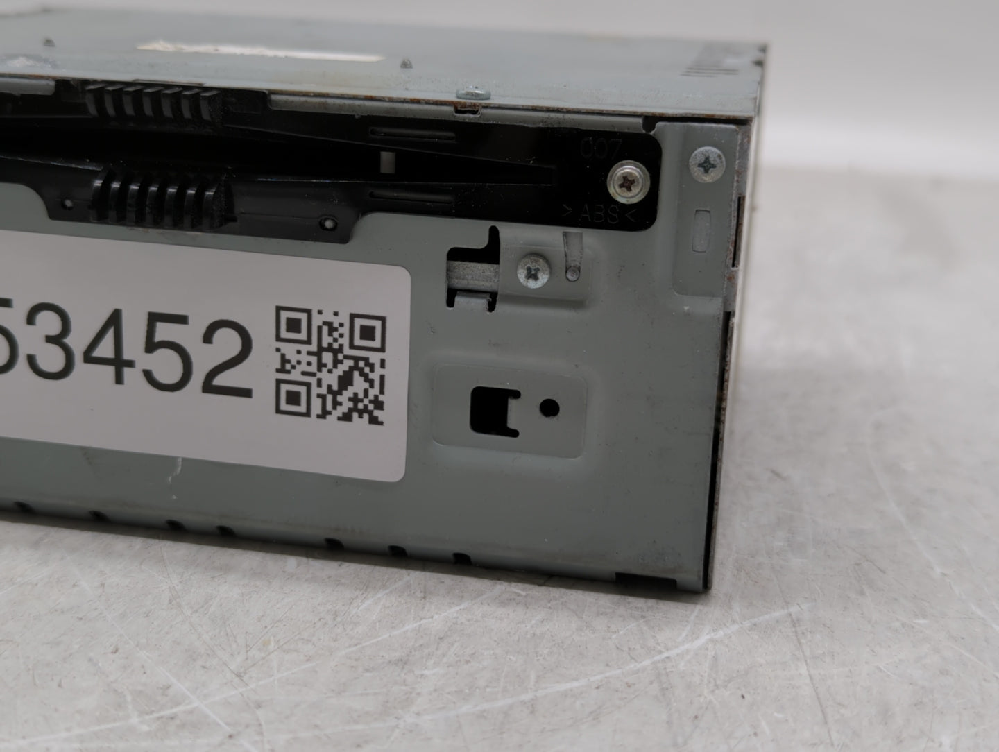 2017-2019 Lincoln Mkc Am Fm Cd Player Radio Receiver - Oemusedautoparts1.com
