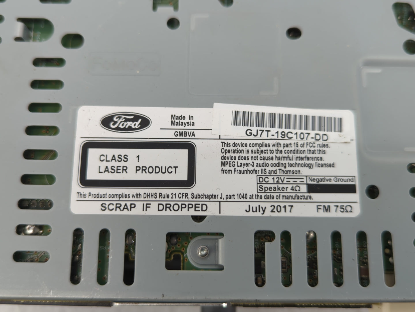 2017 Lincoln Mkc Radio AM FM Cd Player Receiver Replacement P/N:GJ7T-19C107-DD Fits OEM Used Auto Parts - Oemusedautoparts1.