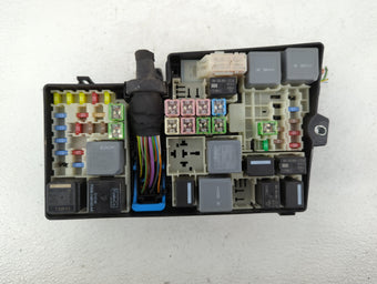 compare product 2018-2019 Lincoln Mkc Fusebox Fuse Box Panel Relay Module P/N:AV6T-14A067-AD Fits Fits 2018 2019 OEM Used Auto Parts