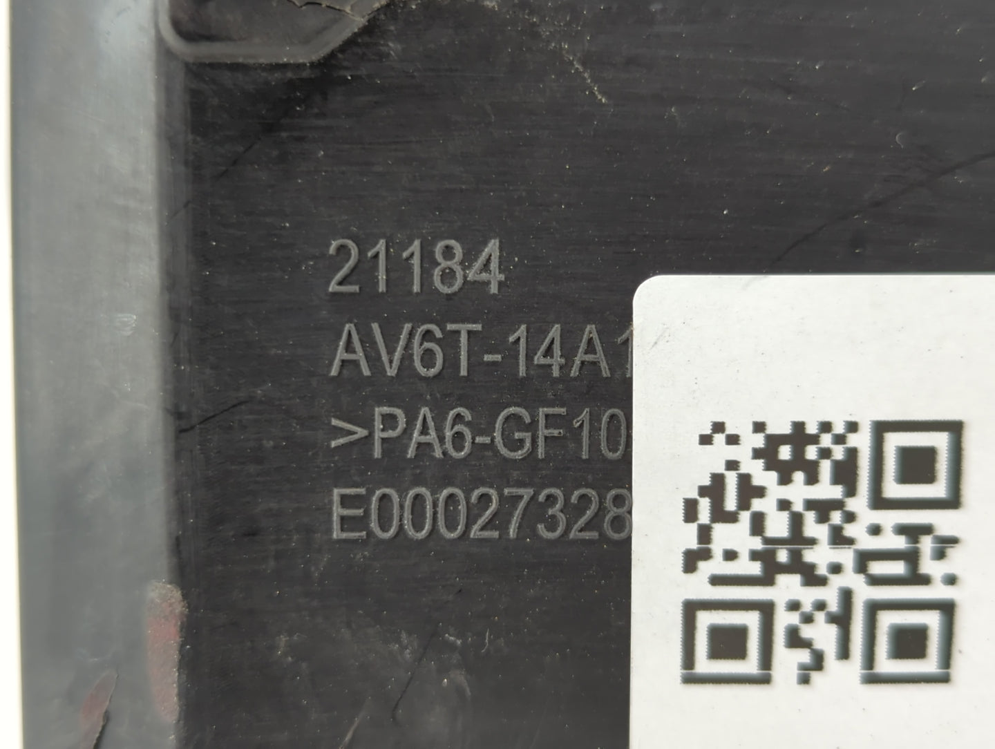 2018-2019 Lincoln Mkc Fusebox Fuse Box Panel Relay Module P/N:AV6T-14A067-AD Fits Fits 2018 2019 OEM Used Auto Parts - Oemus
