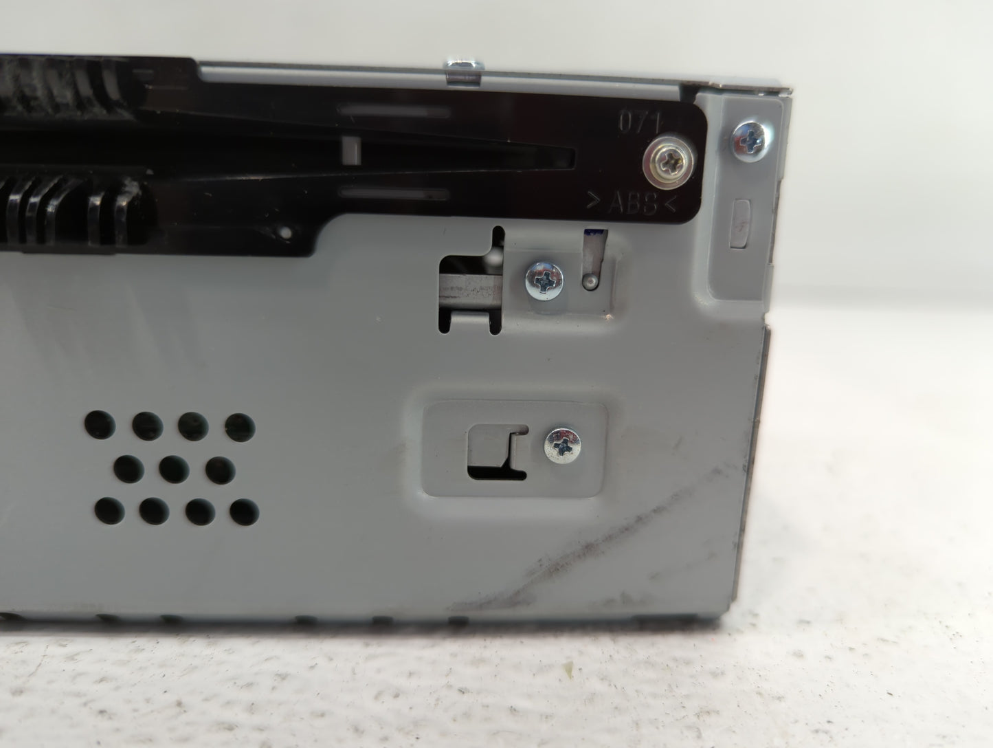 2017-2019 Lincoln Mkc Radio AM FM Cd Player Receiver Replacement P/N:GJ7T-19C107-DD Fits Fits 2017 2018 2019 OEM Used Auto P
