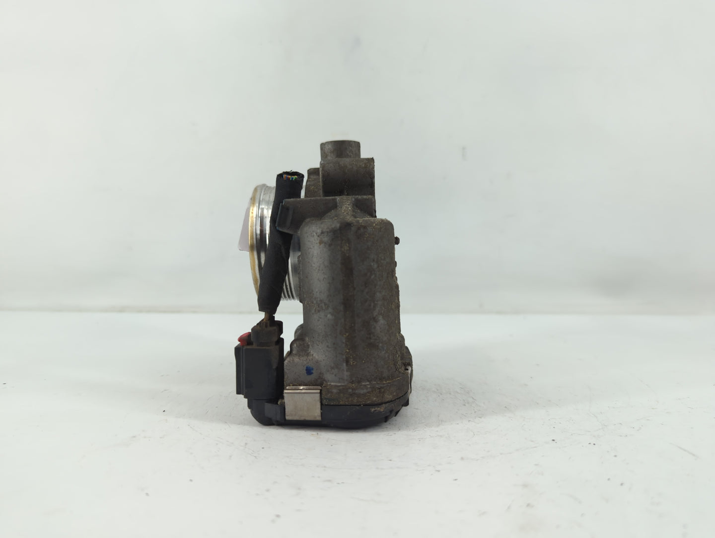 2015-2019 Lincoln Mkc Throttle Body P/N:DS7E-9F991-BB Fits Fits 2014 2015 2016 2017 2018 2019 2020 2021 2022 OEM Used Auto P
