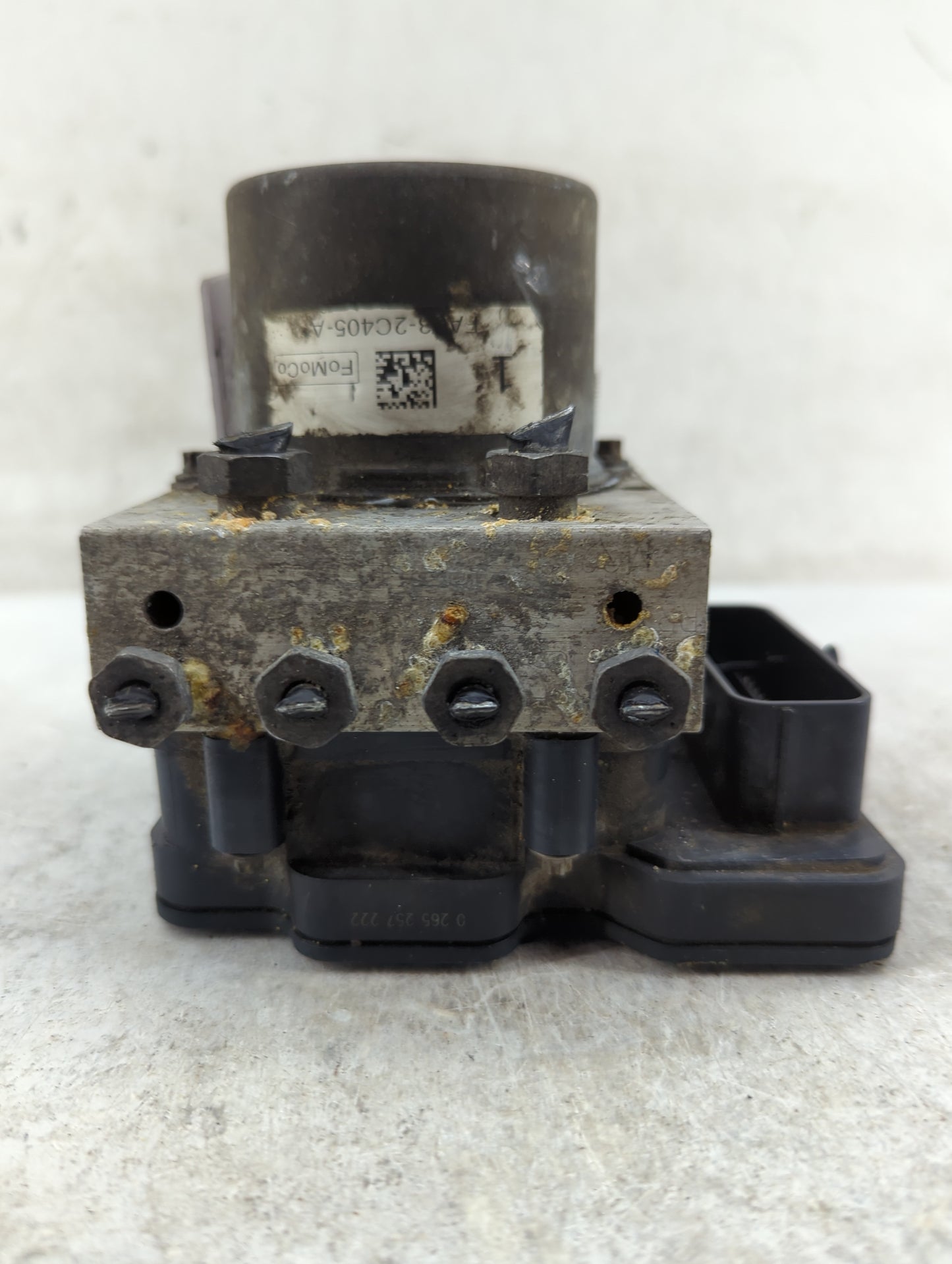 2016-2019 Lincoln Mkt ABS Pump Control Module Replacement P/N:JA8T-2C405-AA 0265956436, 0265257333 Fits Fits 2016 2017 2018 