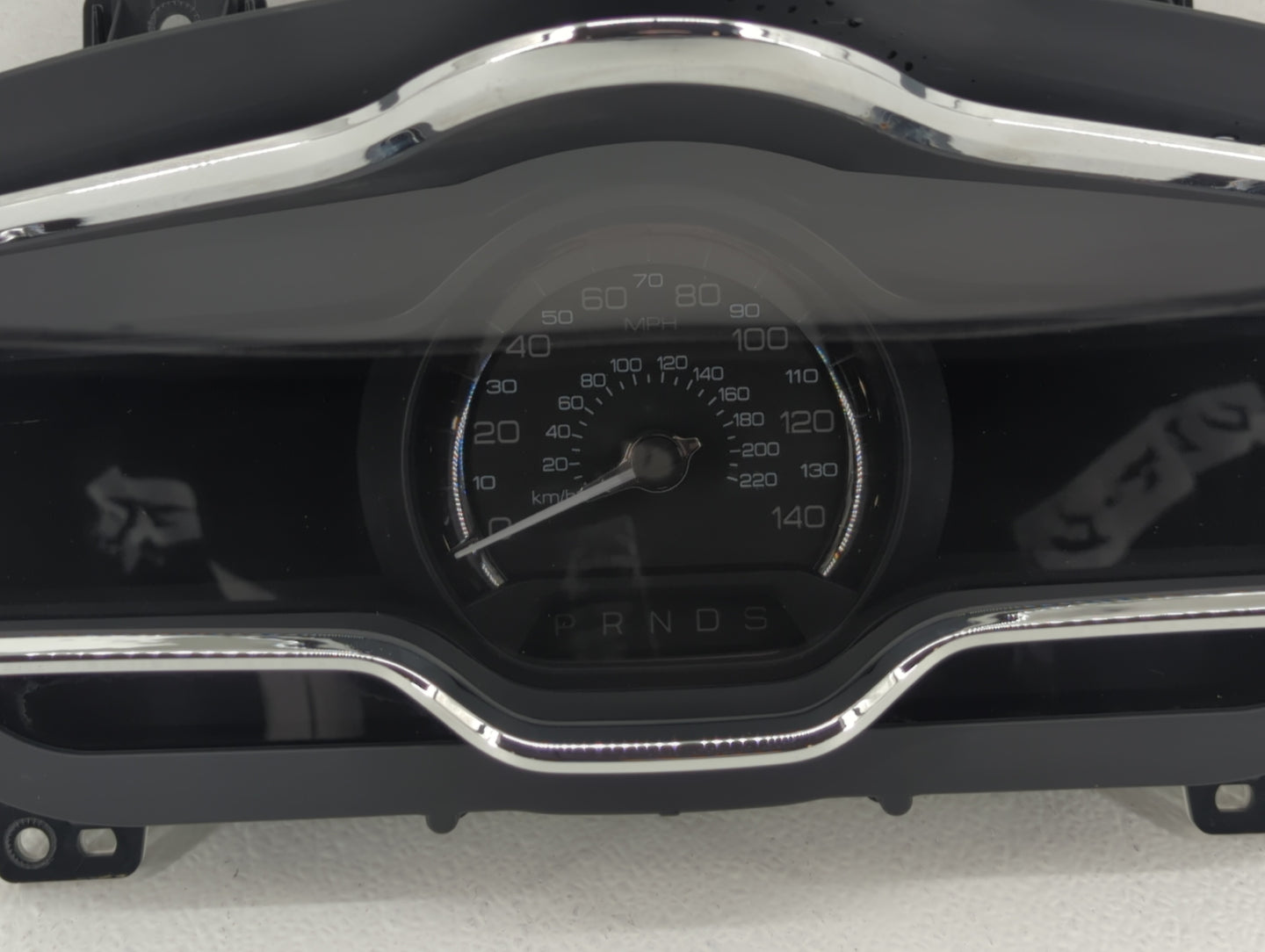2017-2019 Lincoln Mkt Instrument Cluster Speedometer Gauges P/N:HE9T-10849-AA Fits Fits 2017 2018 2019 OEM Used Auto Parts -