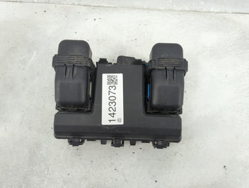 2018 Lincoln Mkx Fusebox Fuse Box Panel Relay Module P/N:G2GT14A075AA Fits OEM Used Auto Parts - Oemusedautoparts1.com