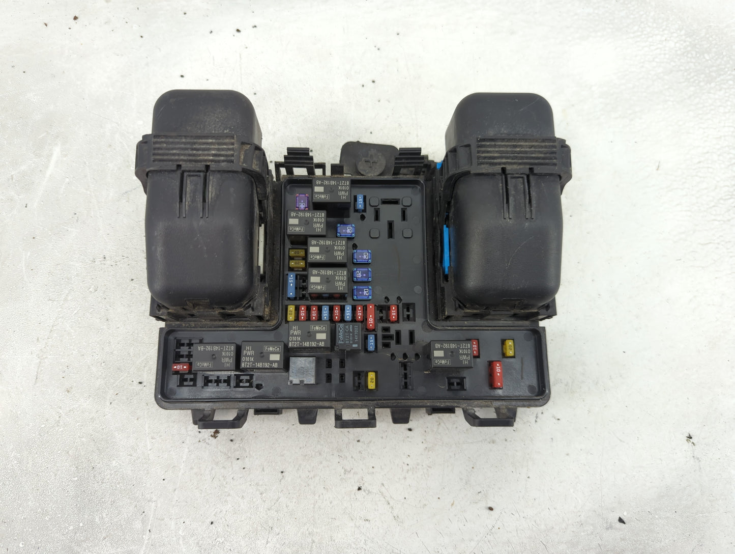 2018 Lincoln Mkx Fusebox Fuse Box Panel Relay Module P/N:G2GT14A075AA Fits OEM Used Auto Parts - Oemusedautoparts1.com