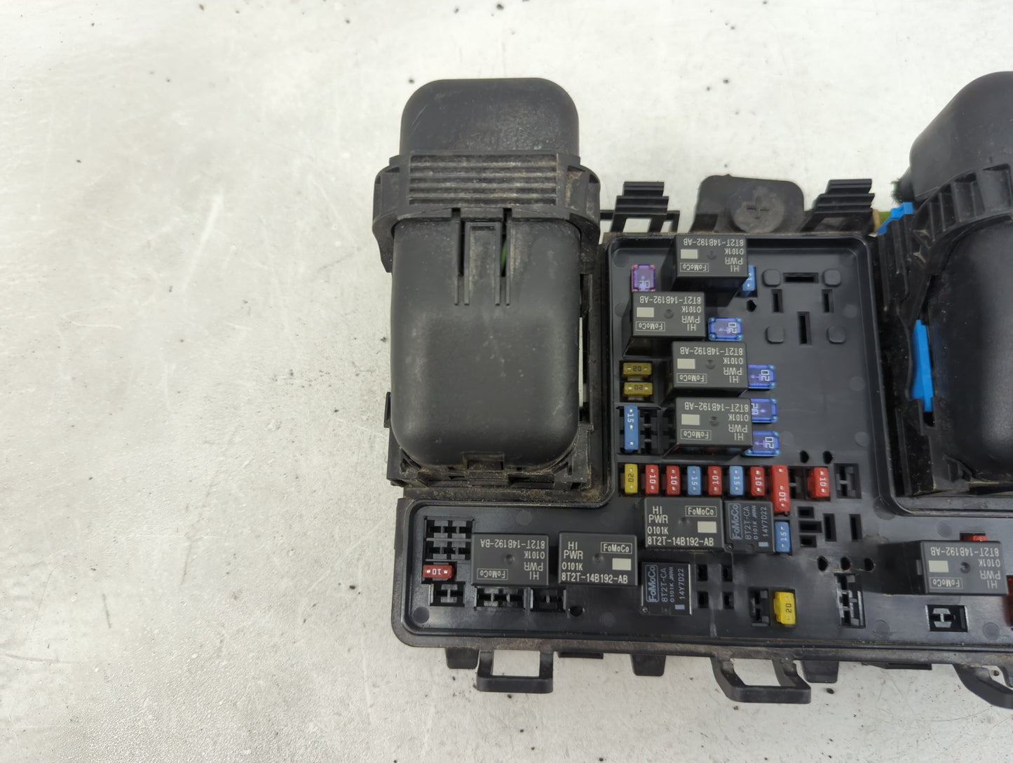 2018 Lincoln Mkx Fusebox Fuse Box Panel Relay Module P/N:G2GT14A075AA Fits OEM Used Auto Parts - Oemusedautoparts1.com