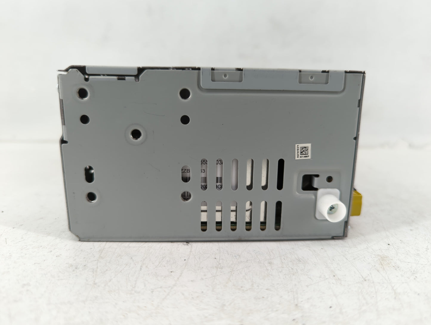 2017-2018 Lincoln Mkx Radio AM FM Cd Player Receiver Replacement P/N:HA1T-19C107-CG Fits Fits 2017 2018 OEM Used Auto Parts 