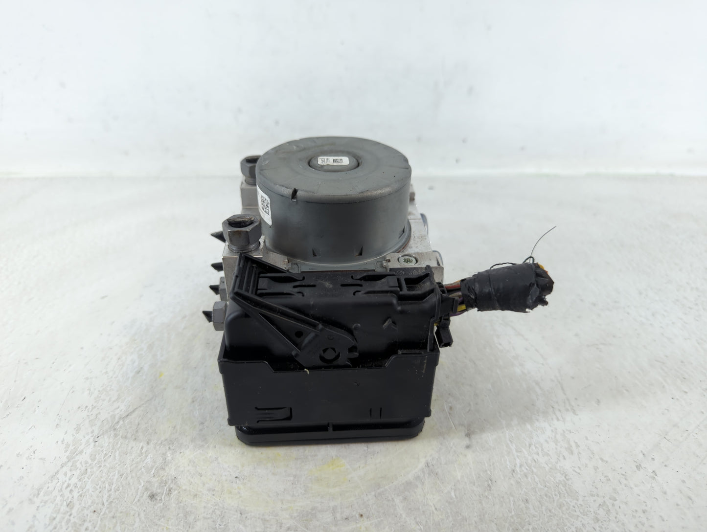 2016-2018 Lincoln Mkx ABS Pump Control Module Replacement P/N:F2GC-2C405-AK Fits Fits 2015 2016 2017 2018 OEM Used Auto Part