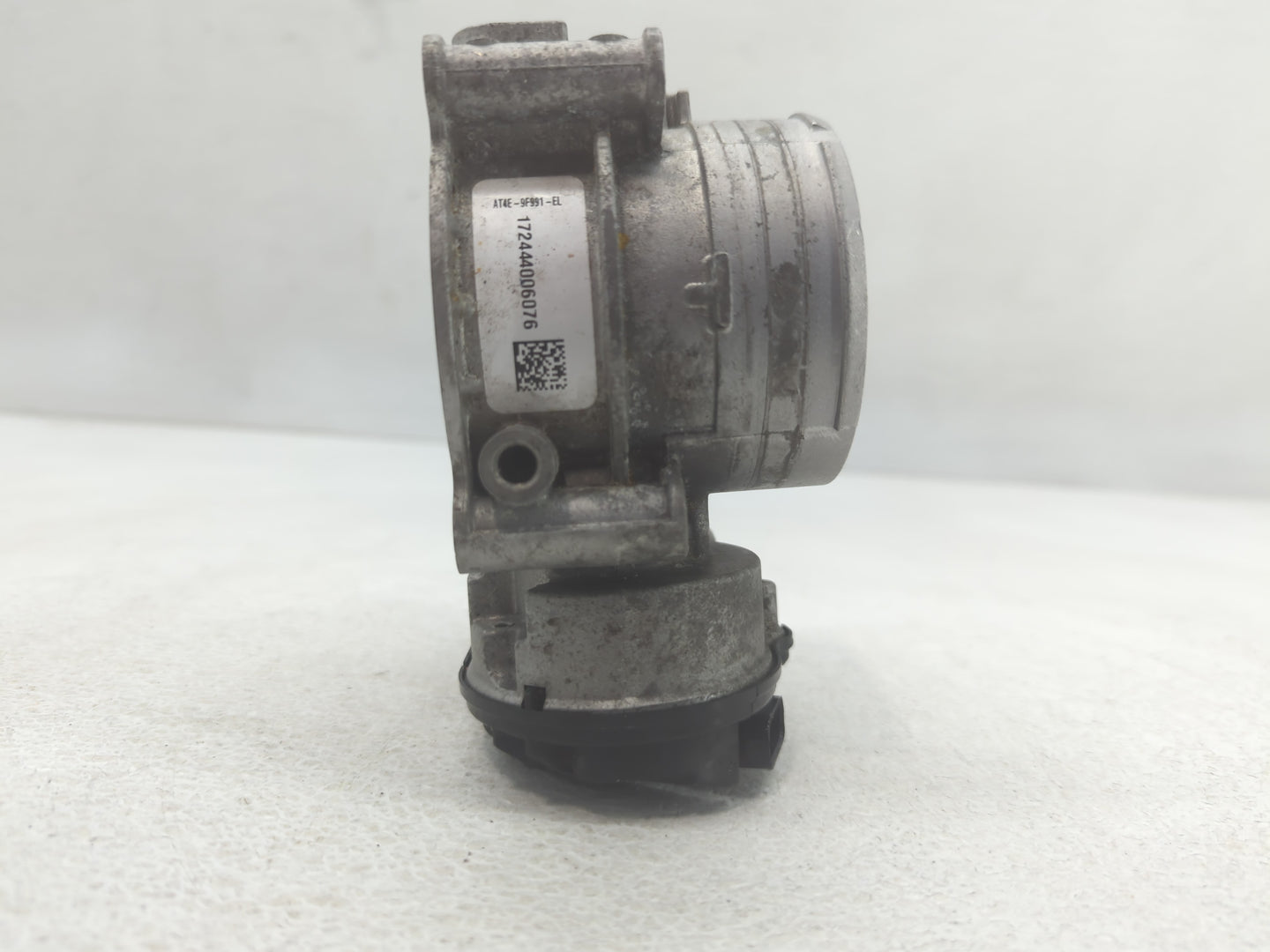 2011-2018 Lincoln Mkx Throttle Body P/N:AT4E-9F991-EL Fits Fits 2011 2012 2013 2014 2015 2016 2017 2018 2019 OEM Used Auto P