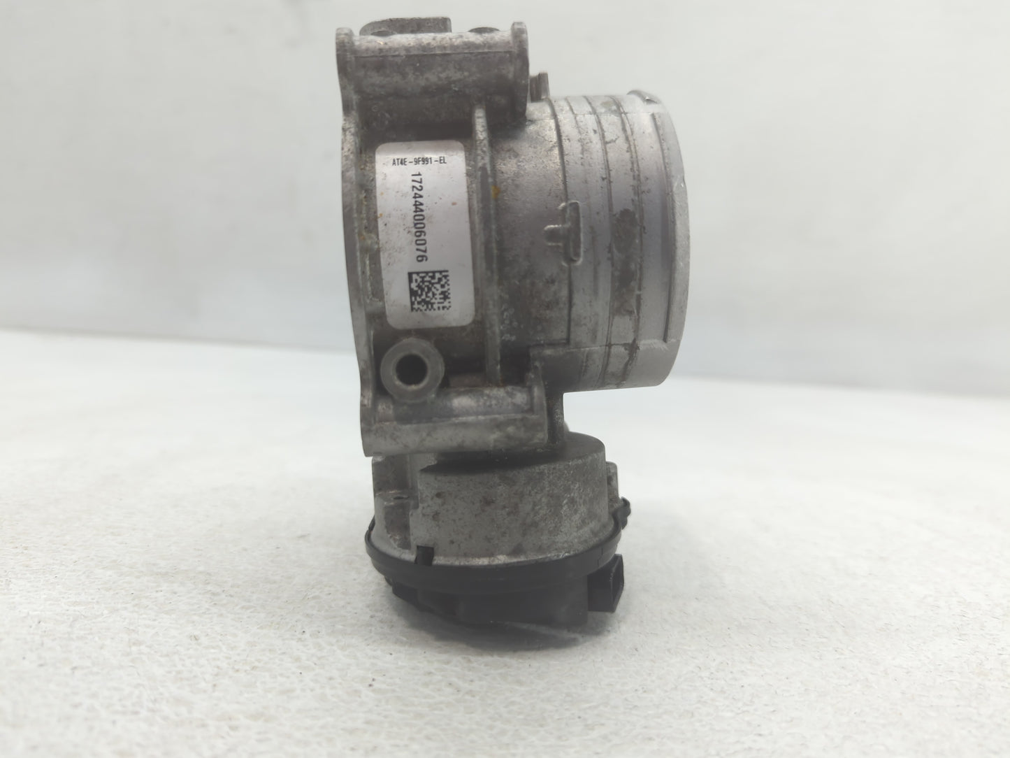 2011-2018 Lincoln Mkx Throttle Body P/N:AT4E-9F991-EL Fits Fits 2011 2012 2013 2014 2015 2016 2017 2018 2019 OEM Used Auto P