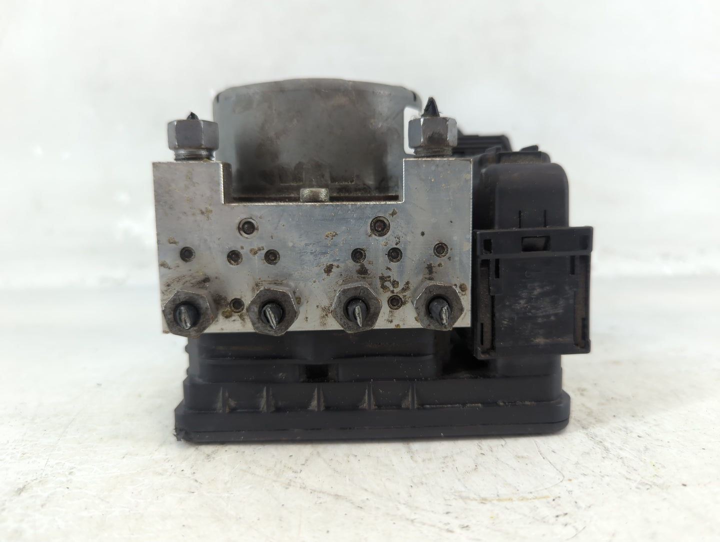2017-2018 Lincoln Mkz ABS Pump Control Module Replacement P/N:HG9C-2B373-AH Fits Fits 2017 2018 OEM Used Auto Parts - Oemuse