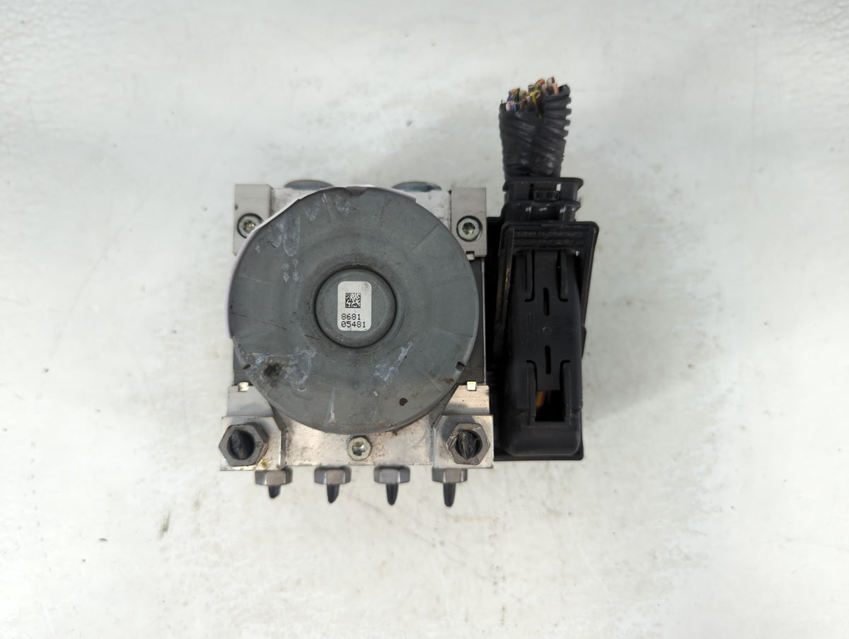 2017-2018 Lincoln Mkz Anti-Lock Brake ABS Pump Module Actuator OEM P/N:HG9C-2B373-AH Fits Fits 2017 2018 OEM Used Auto Parts