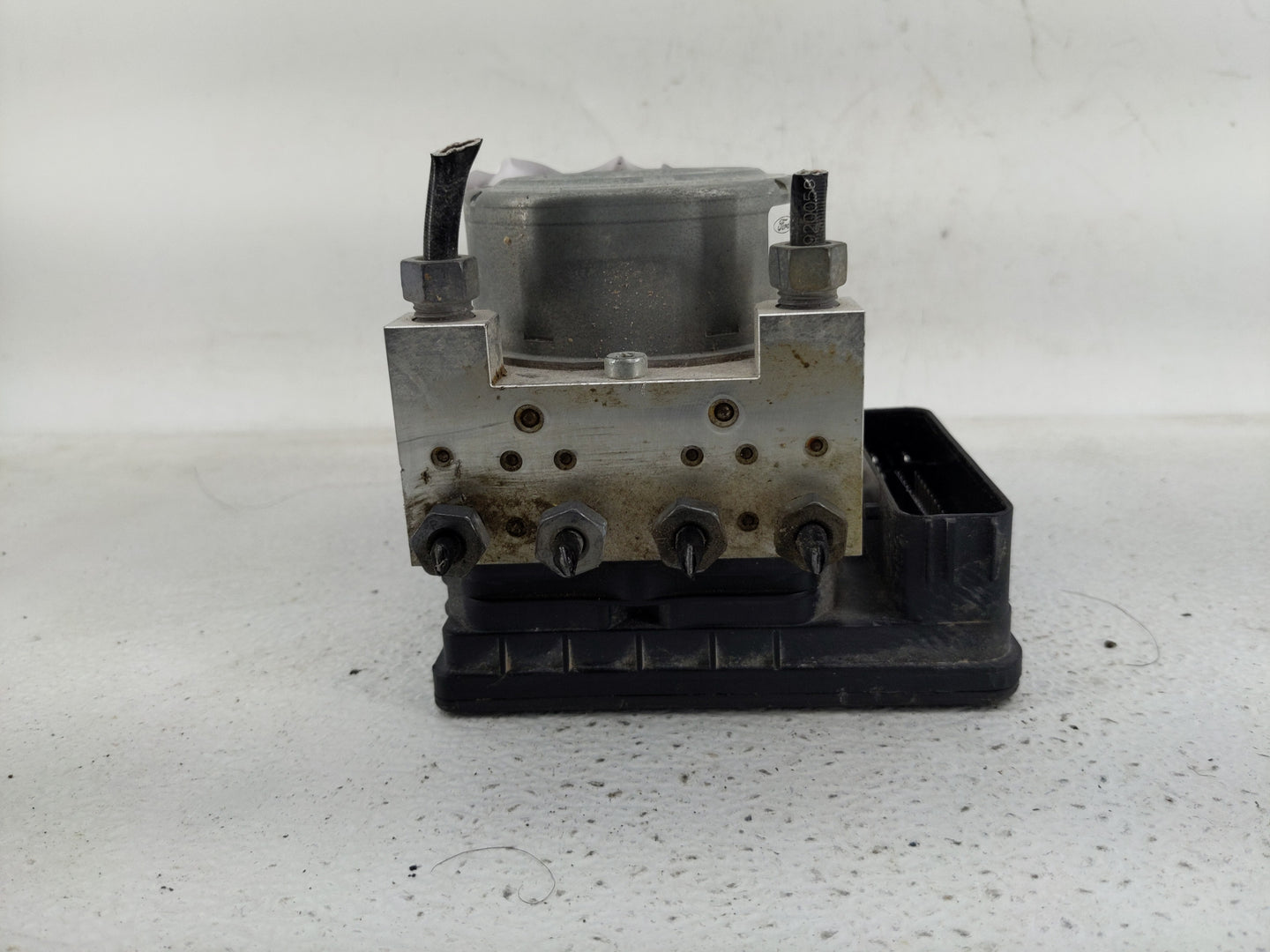 2017-2018 Lincoln Mkz ABS Pump Control Module Replacement P/N:HG9C-2B373-AH Fits Fits 2017 2018 OEM Used Auto Parts - Oemuse