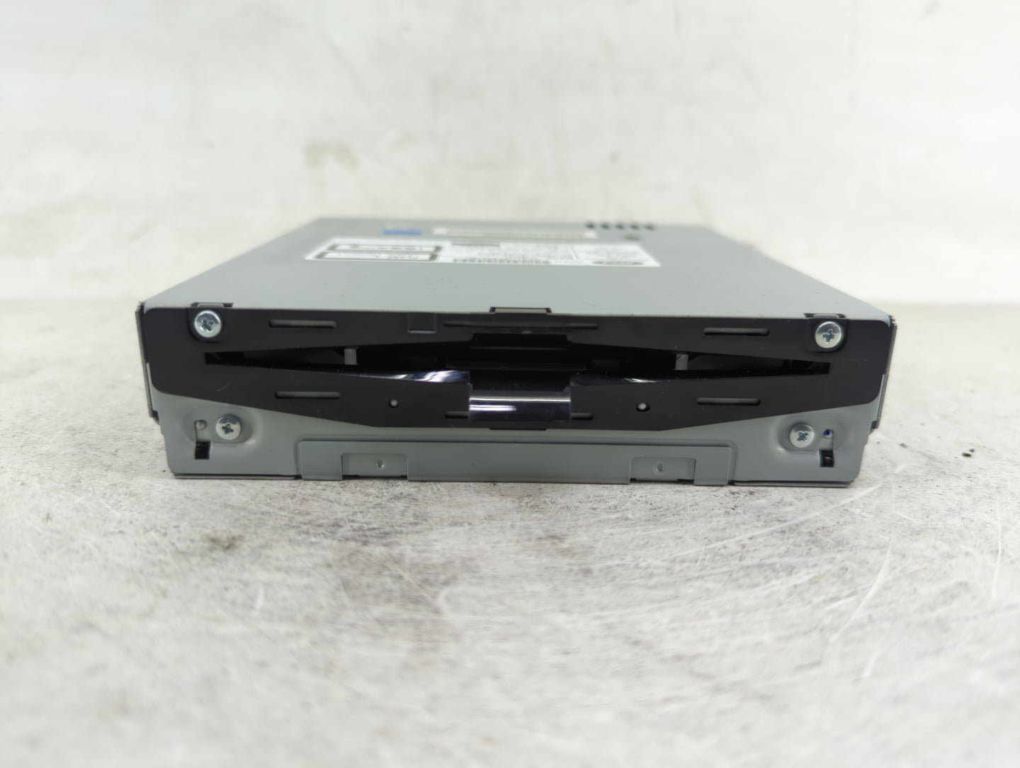 2017-2020 Lincoln Mkz Radio AM FM Cd Player Receiver Replacement P/N:HP5T-18C830-AC Fits Fits 2017 2018 2019 2020 OEM Used A