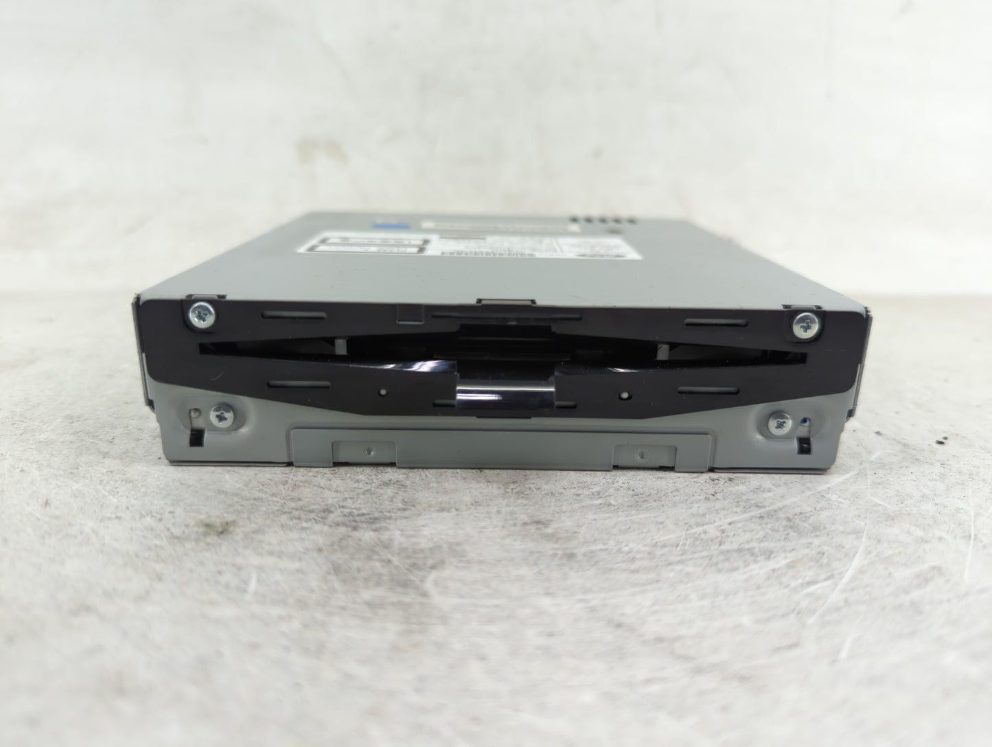 2017-2020 Lincoln Mkz Radio AM FM Cd Player Receiver Replacement P/N:HP5T-18C830-AC Fits Fits 2017 2018 2019 2020 OEM Used A
