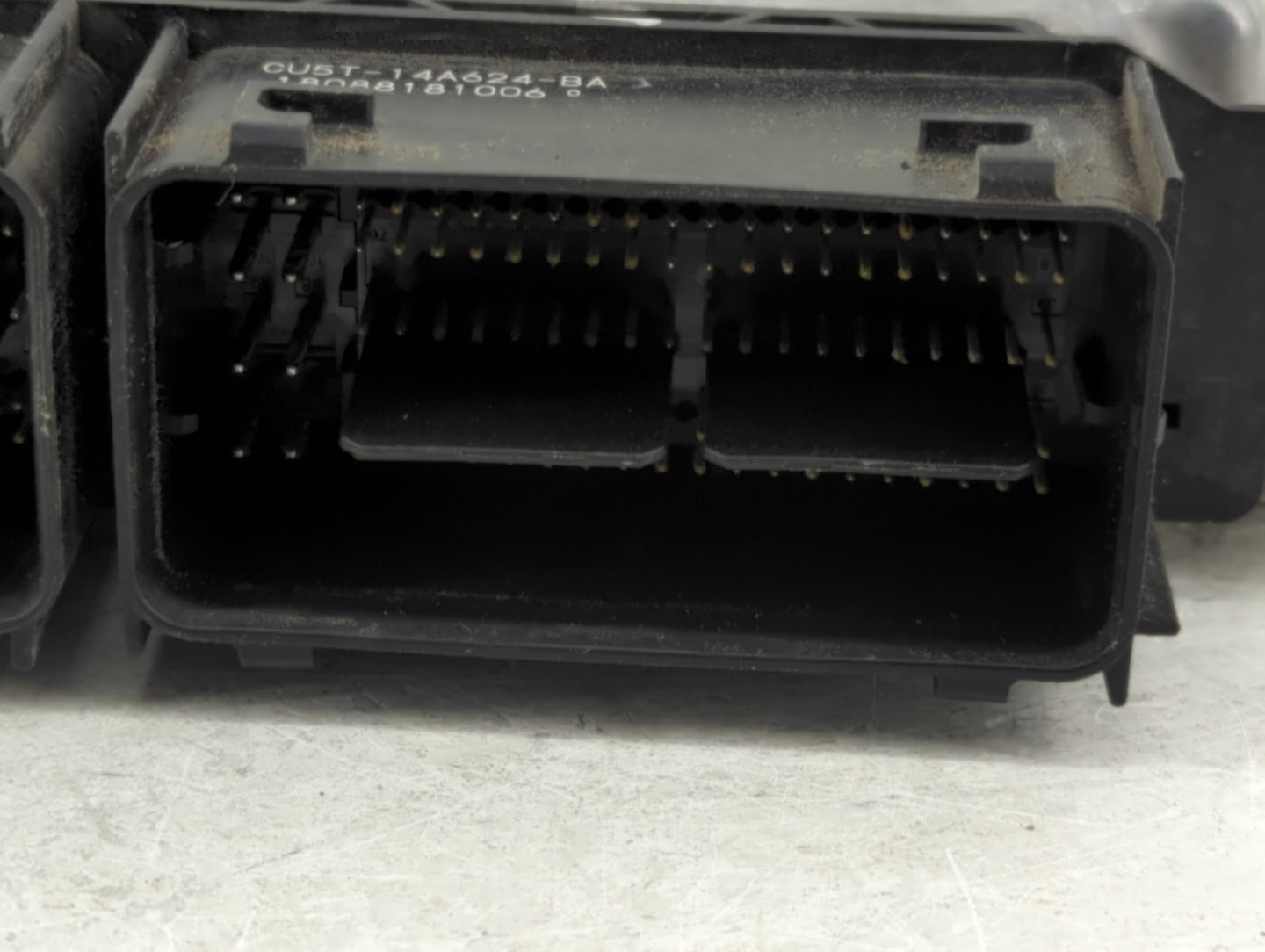 2017-2019 Lincoln Mkz PCM Engine Control Computer ECU ECM PCU OEM P/N:HP5A-12A650-AGB 0 261 S17 582 Fits Fits 2017 2018 2019