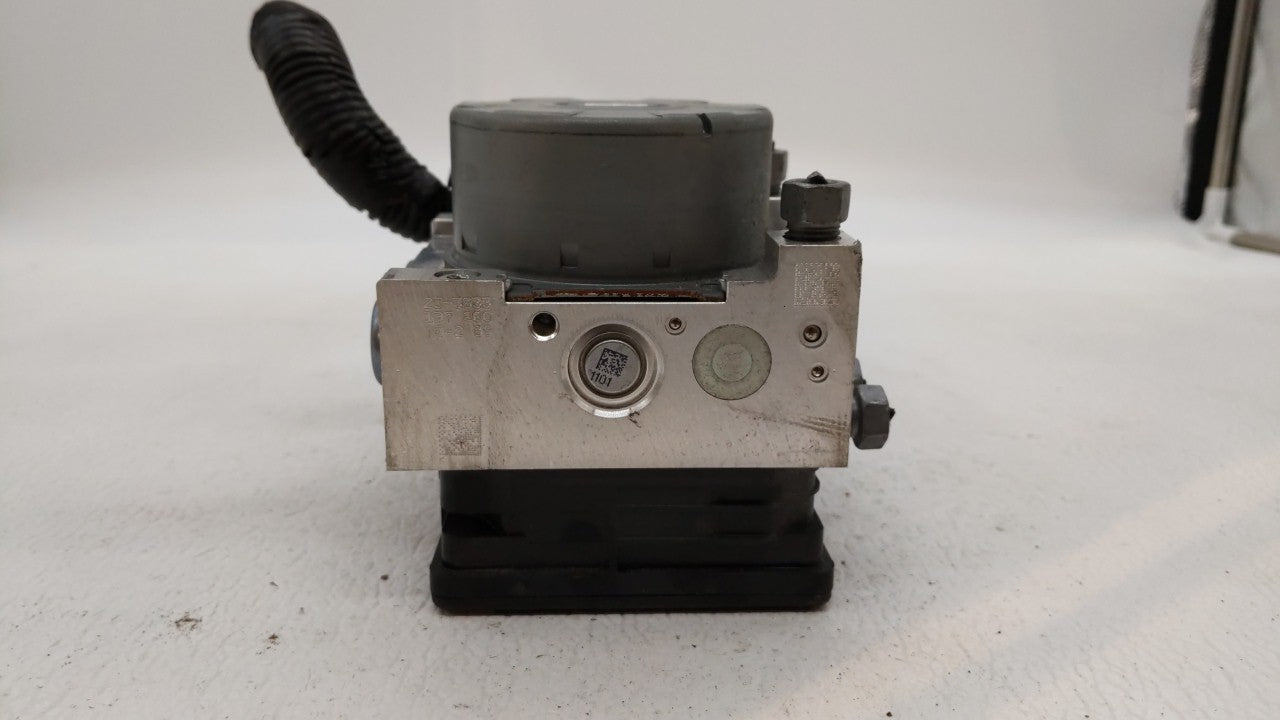 2017-2018 Lincoln Mkz ABS Pump Control Module Replacement P/N:HG9C-2B373-AH Fits Fits 2017 2018 OEM Used Auto Parts - Oemuse