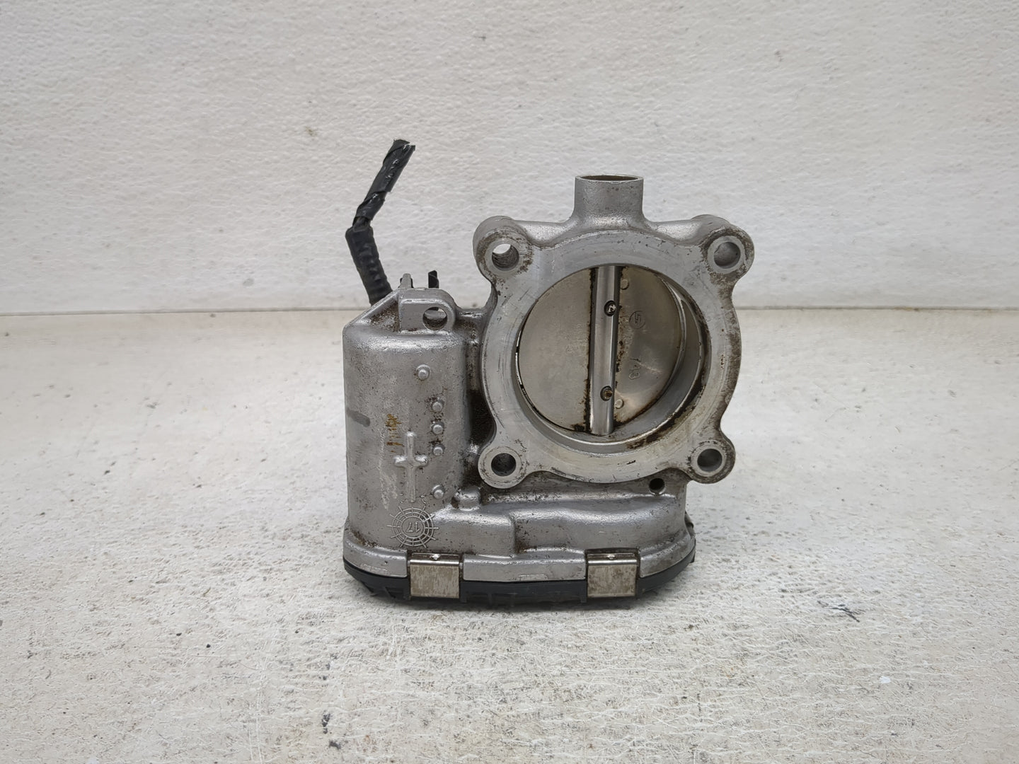2017-2020 Lincoln Mkz Throttle Body P/N:DS7E-9F991-BB 0280750576 Fits Fits 2014 2015 2016 2017 2018 2019 2020 2021 2022 OEM 