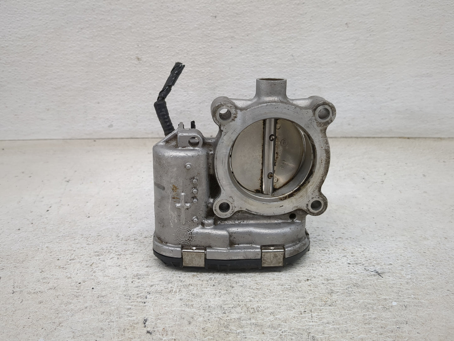 2017-2020 Lincoln Mkz Throttle Body P/N:DS7E-9F991-BB 0280750576 Fits Fits 2014 2015 2016 2017 2018 2019 2020 2021 2022 OEM 