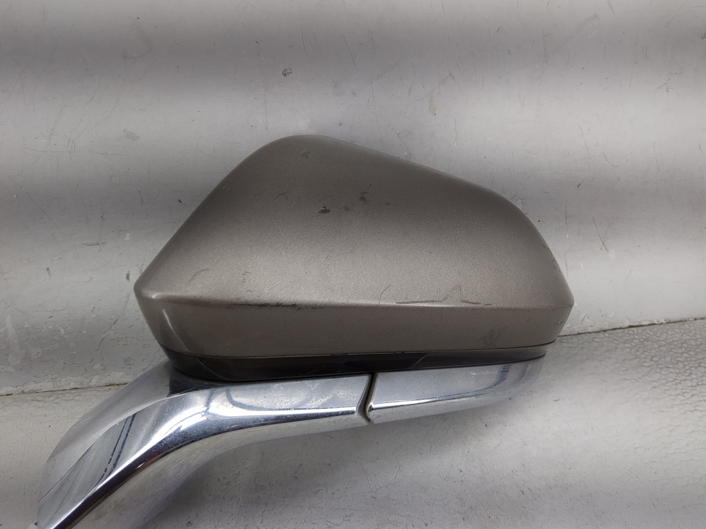 2016-2018 Lincoln Mkz Driver Side View Mirror - Left Door Mirror OEM Used - Oemusedautoparts1.com