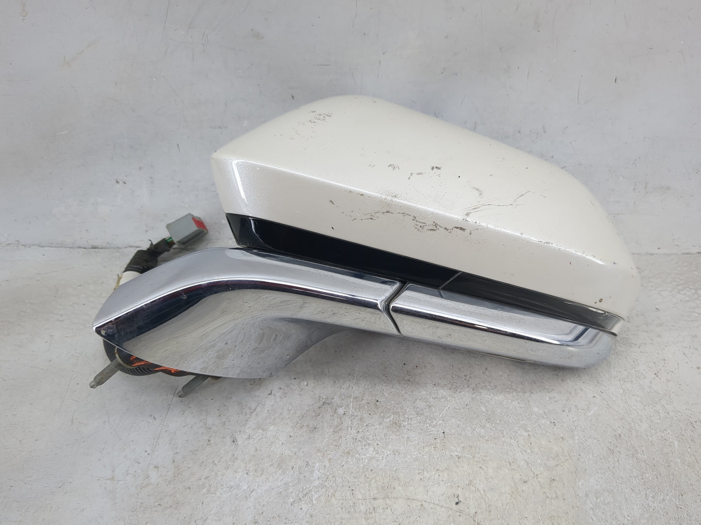 2017-2020 Lincoln Mkz Driver Side View Mirror - Left Door Mirror OEM Used - Oemusedautoparts1.com
