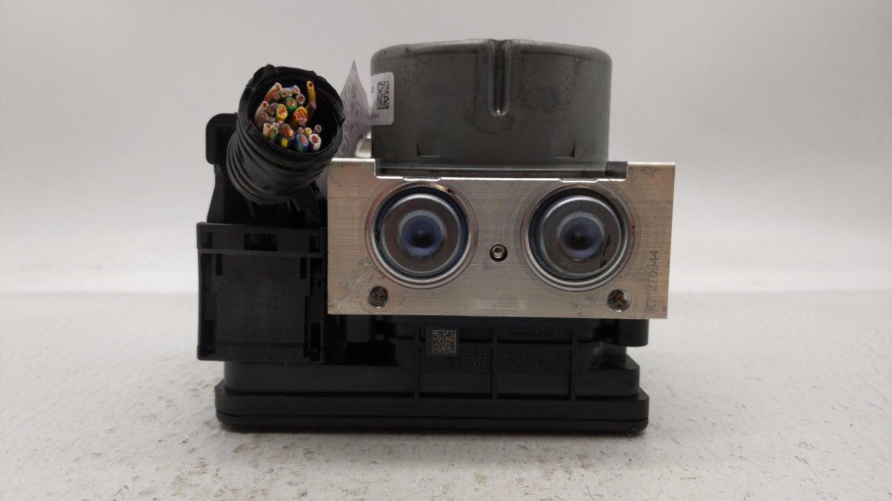 2017-2018 Lincoln Mkz ABS Pump Control Module Replacement P/N:HG9C-2B373-AH HG9C-2B373-CF, HG9C-2C219-MF Fits Fits 2017 2018