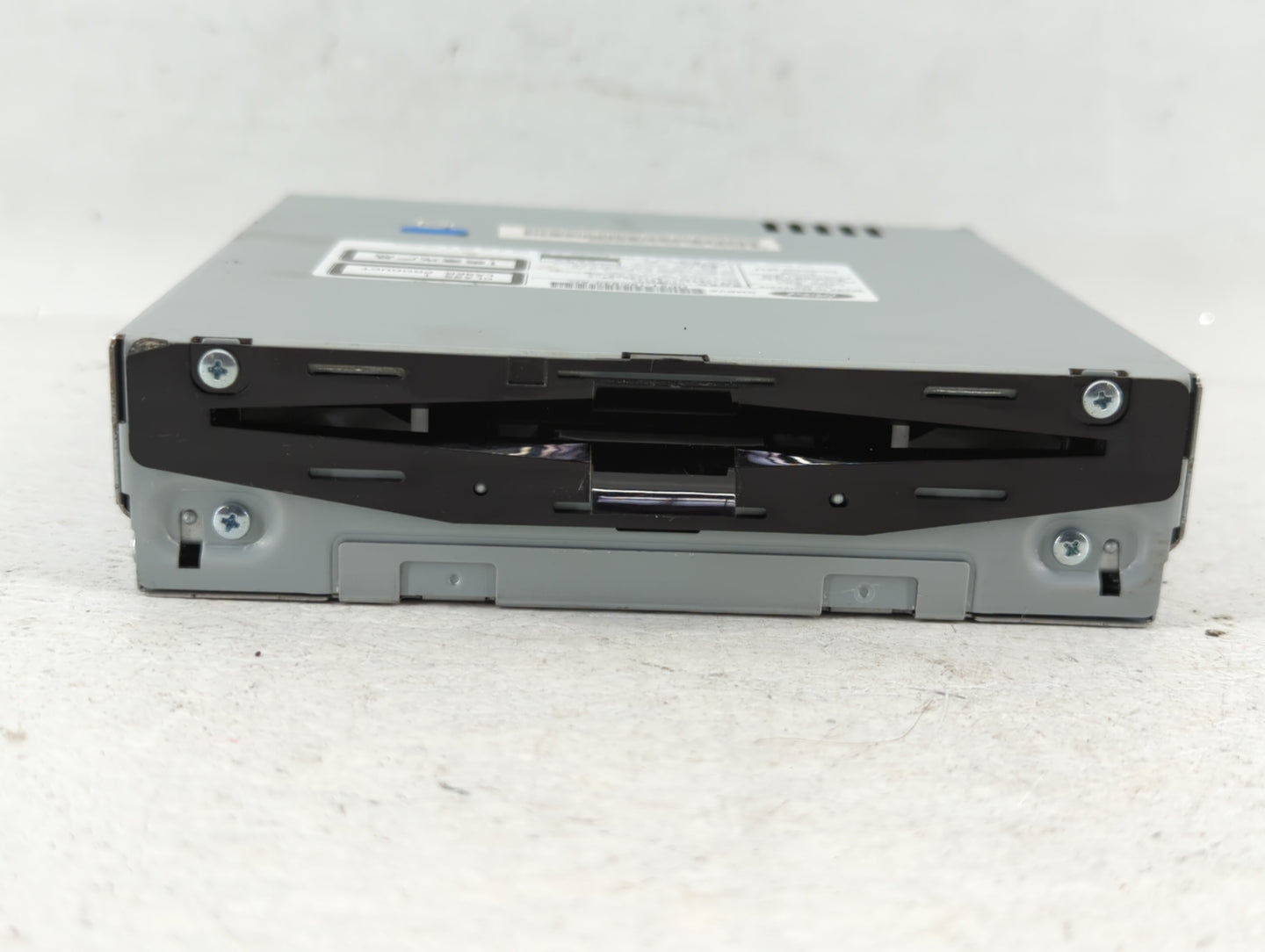 2016-2020 Lincoln Mkz Am Fm Cd Player Radio Receiver - Oemusedautoparts1.com