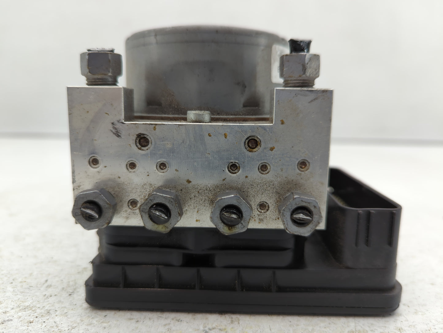 2017-2018 Lincoln Mkz ABS Pump Control Module Replacement P/N:HG9C-2B373-AH Fits Fits 2017 2018 OEM Used Auto Parts - Oemuse