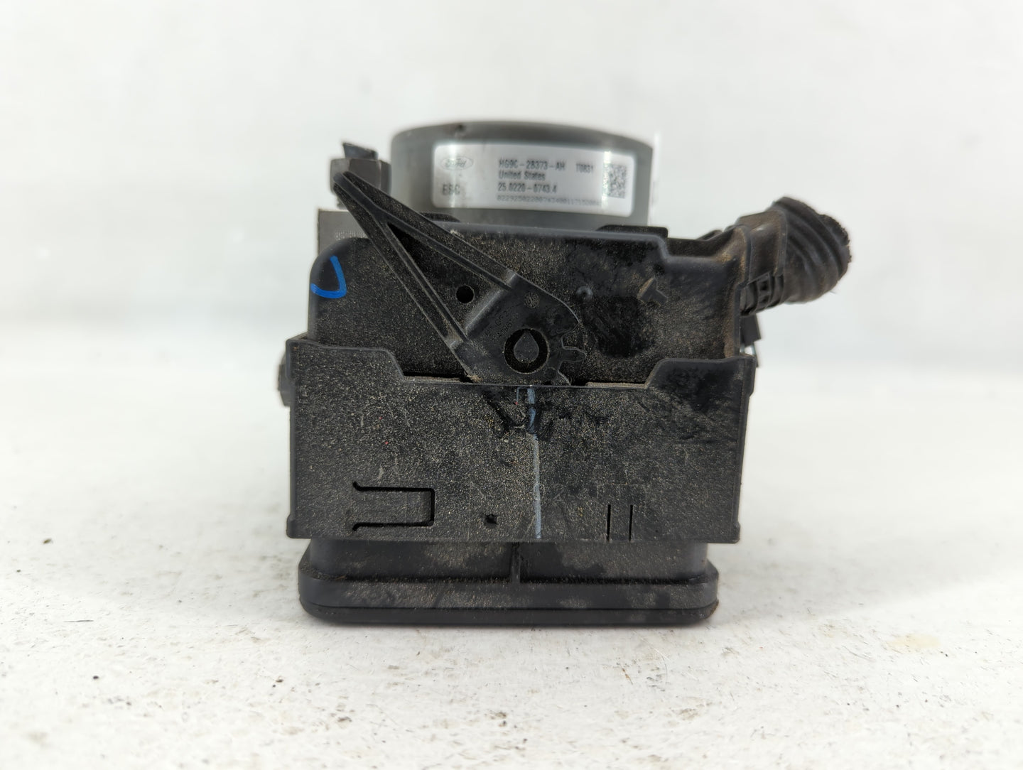 2017-2018 Lincoln Mkz ABS Pump Control Module Replacement P/N:HG9C-2B373-AH Fits Fits 2017 2018 OEM Used Auto Parts - Oemuse
