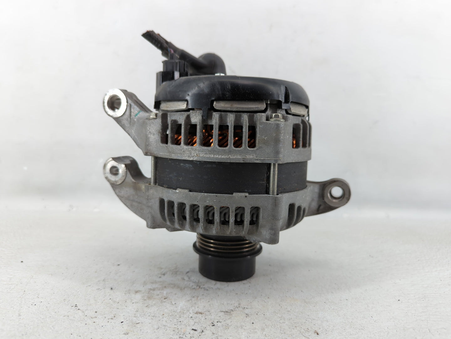2013-2020 Lincoln Mkz Alternator Replacement Generator Charging Assembly Engine OEM P/N:G2GT-10300-AA Fits OEM Used Auto Par