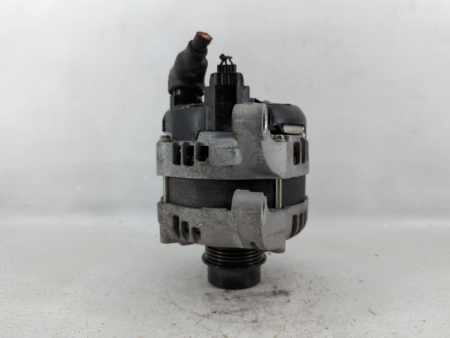 2013-2020 Lincoln Mkz Alternator Replacement Generator Charging Assembly Engine OEM P/N:G2GT-10300-AA Fits OEM Used Auto Par