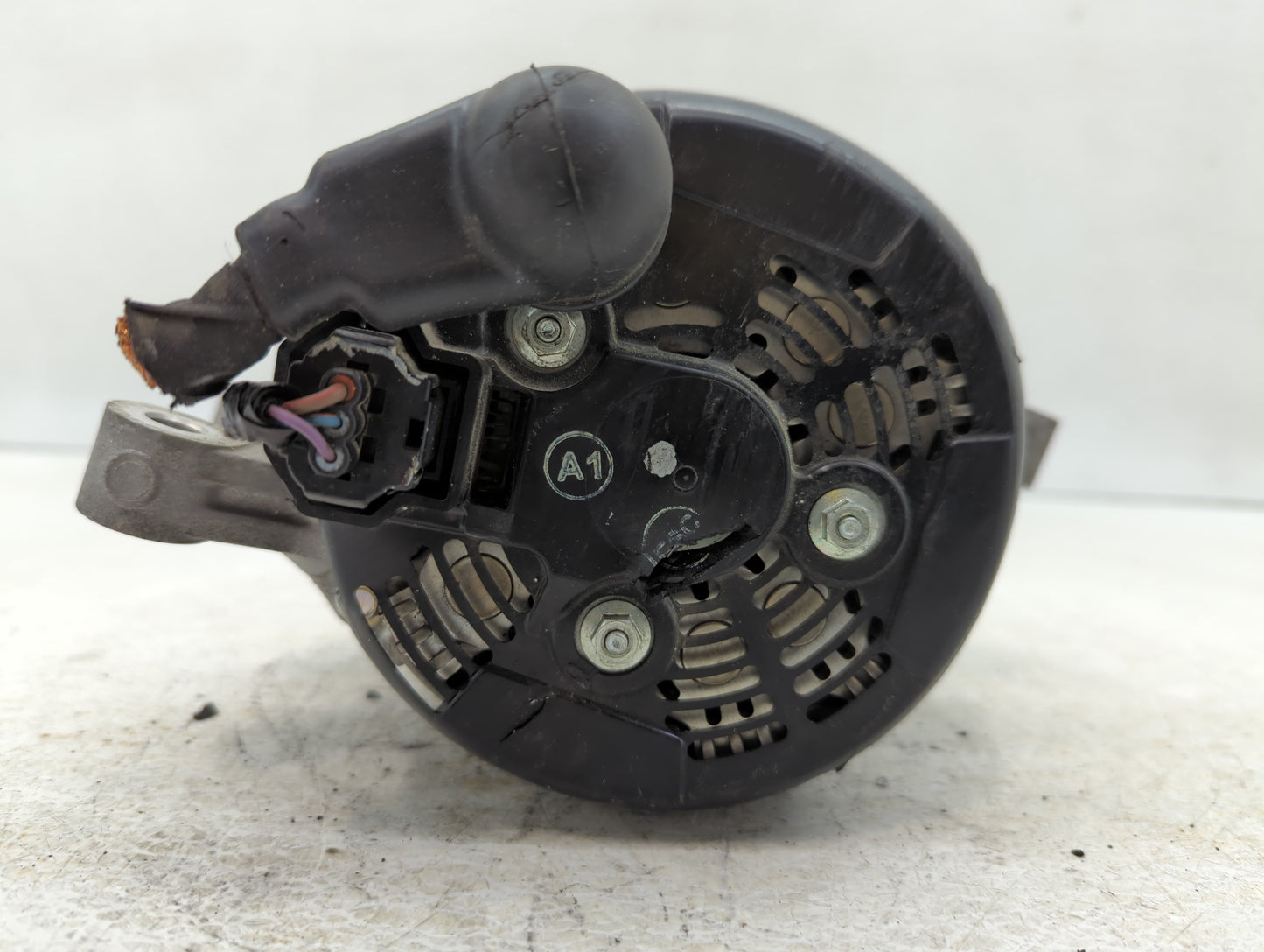 2013-2020 Lincoln Mkz Alternator Replacement Generator Charging Assembly Engine OEM P/N:G2GT-10300-AA Fits OEM Used Auto Par