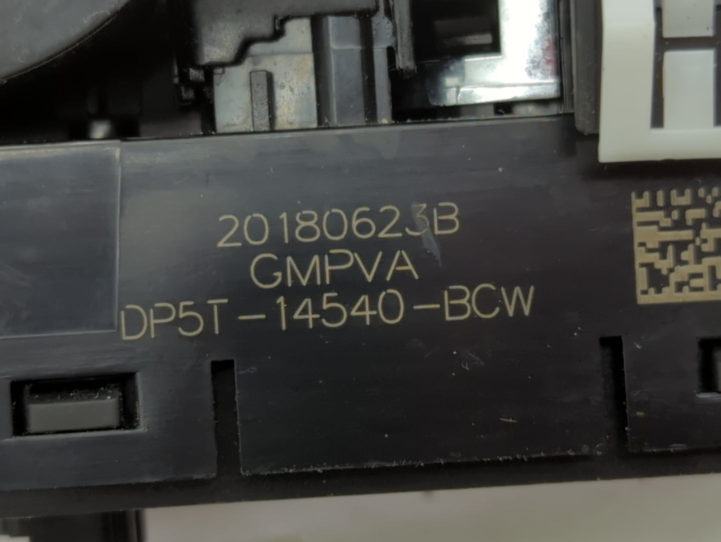 2015-2020 Lincoln Mkz Master Power Window Switch Replacement Driver Side Left P/N:DP5T-14540-BCW Fits OEM Used Auto Parts - 